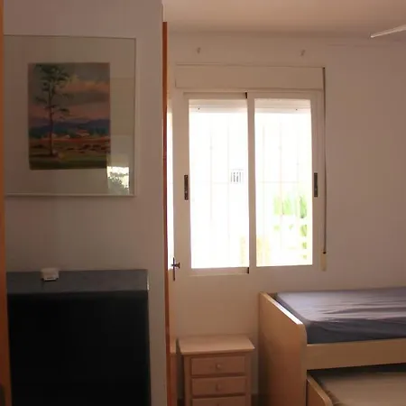 Bali Solo Familias Serviplaya Apartment *